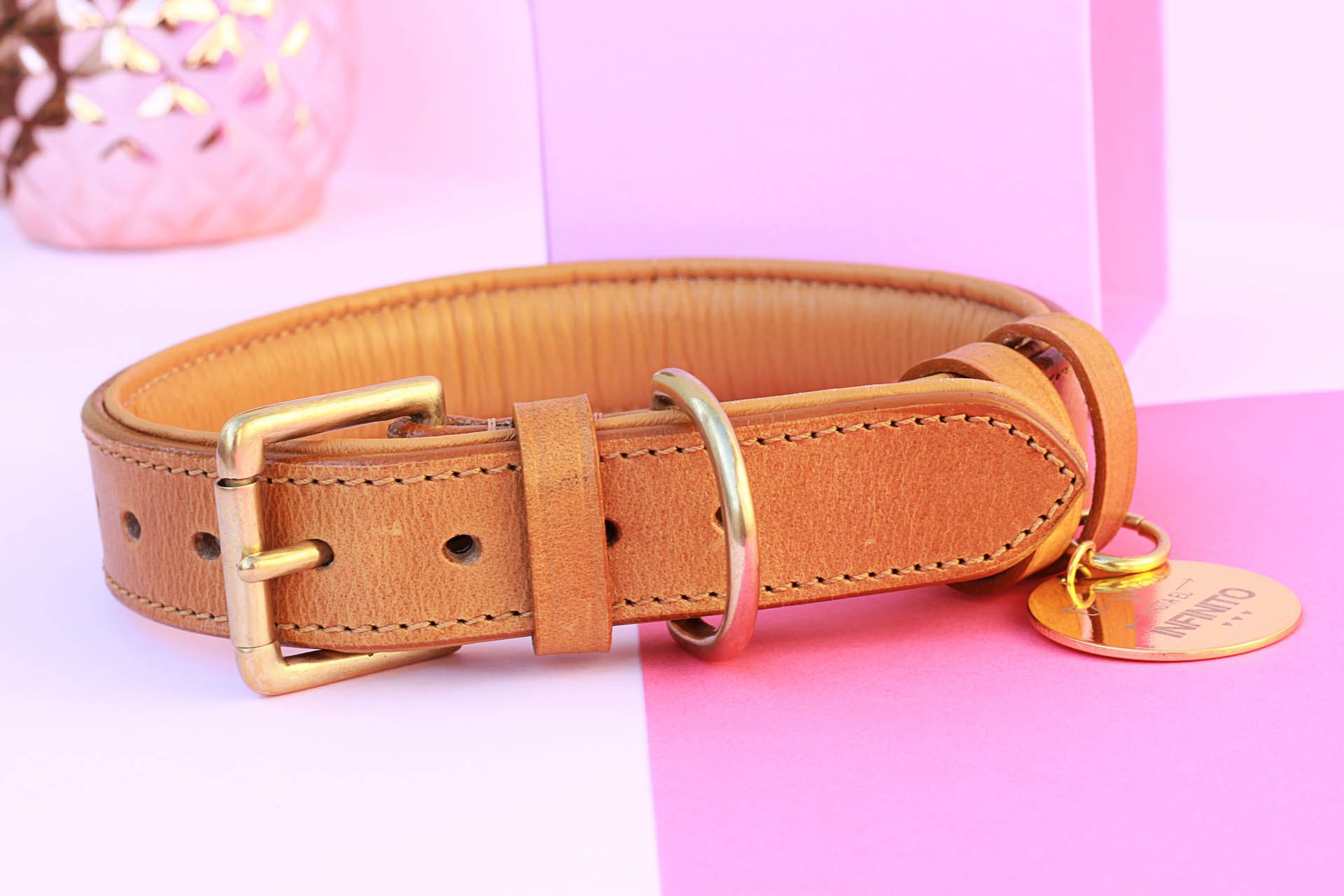 collar-para-perro-de-piel-color-camel-003